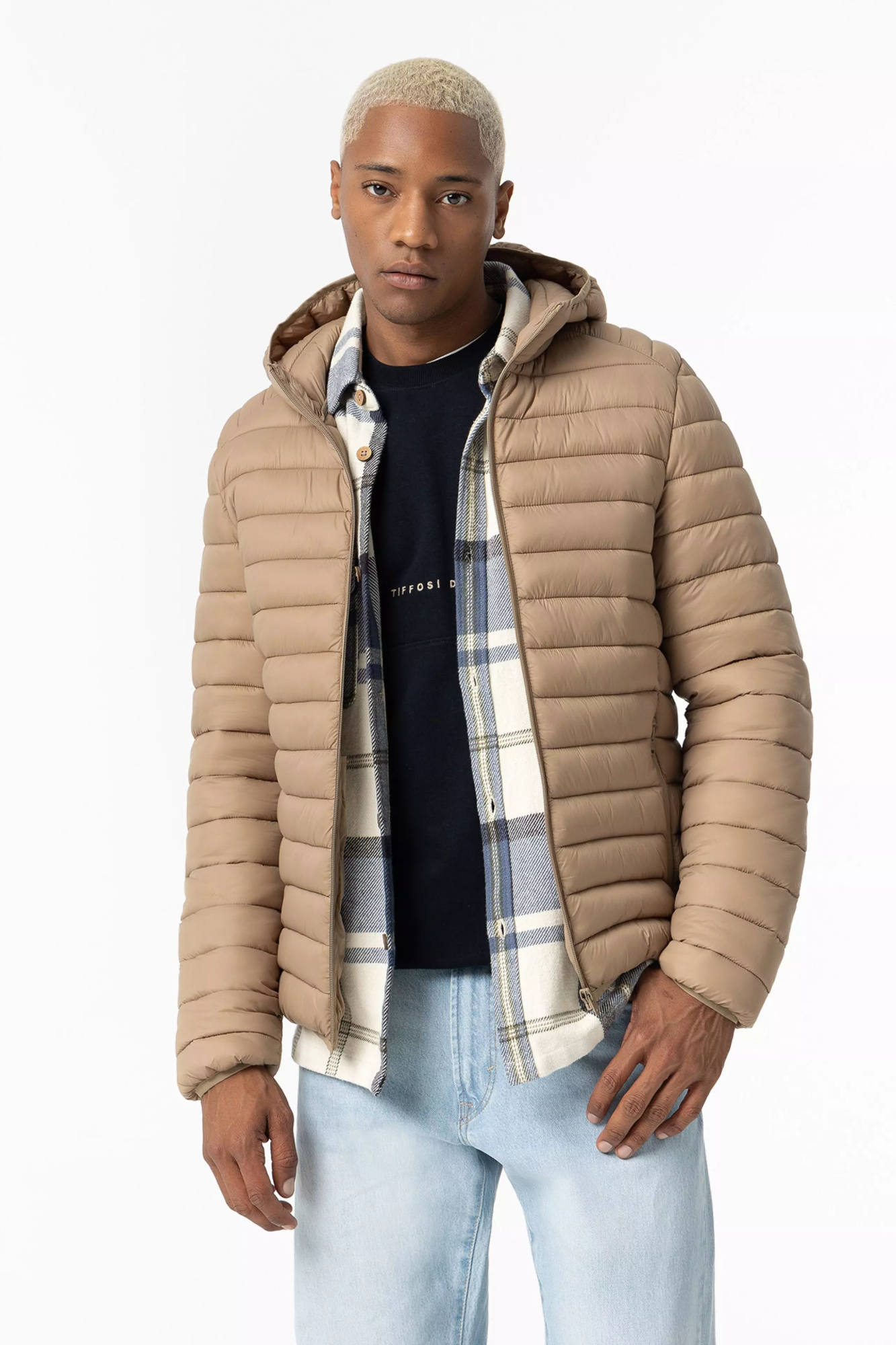 1731685044_bd94b3621715db36b95a1