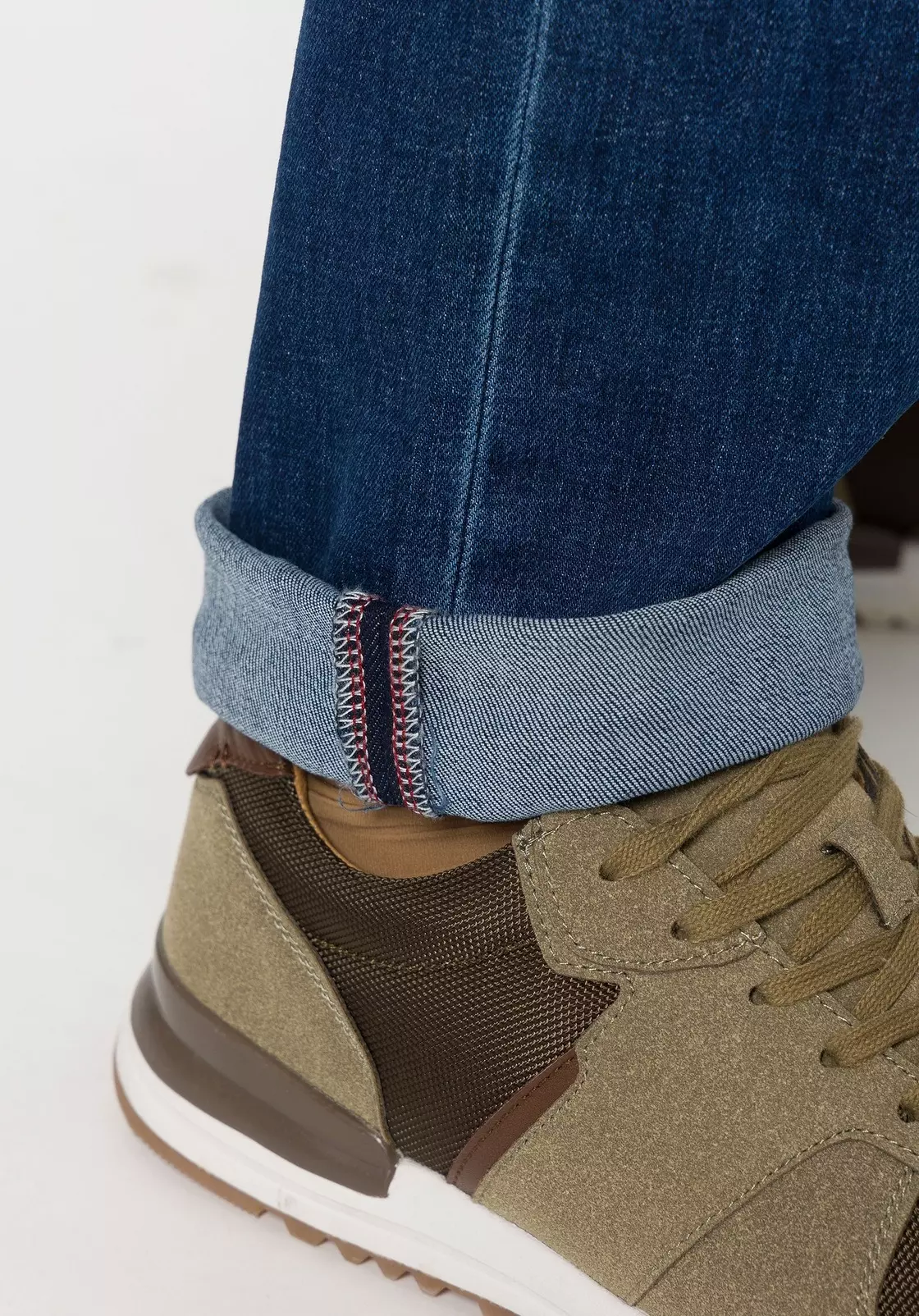 10046174 JEAN TIFFOSI LEO 136 4