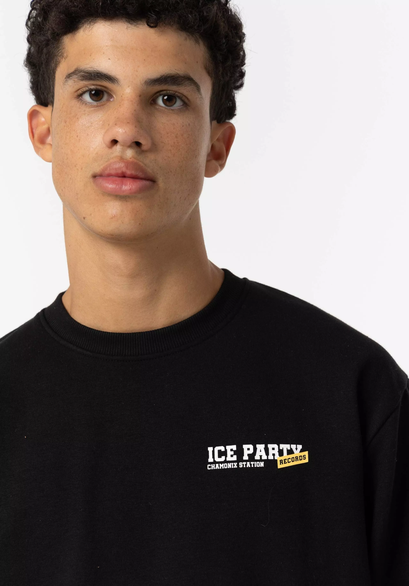 sweat cyrus 2 sweat cyrus 2