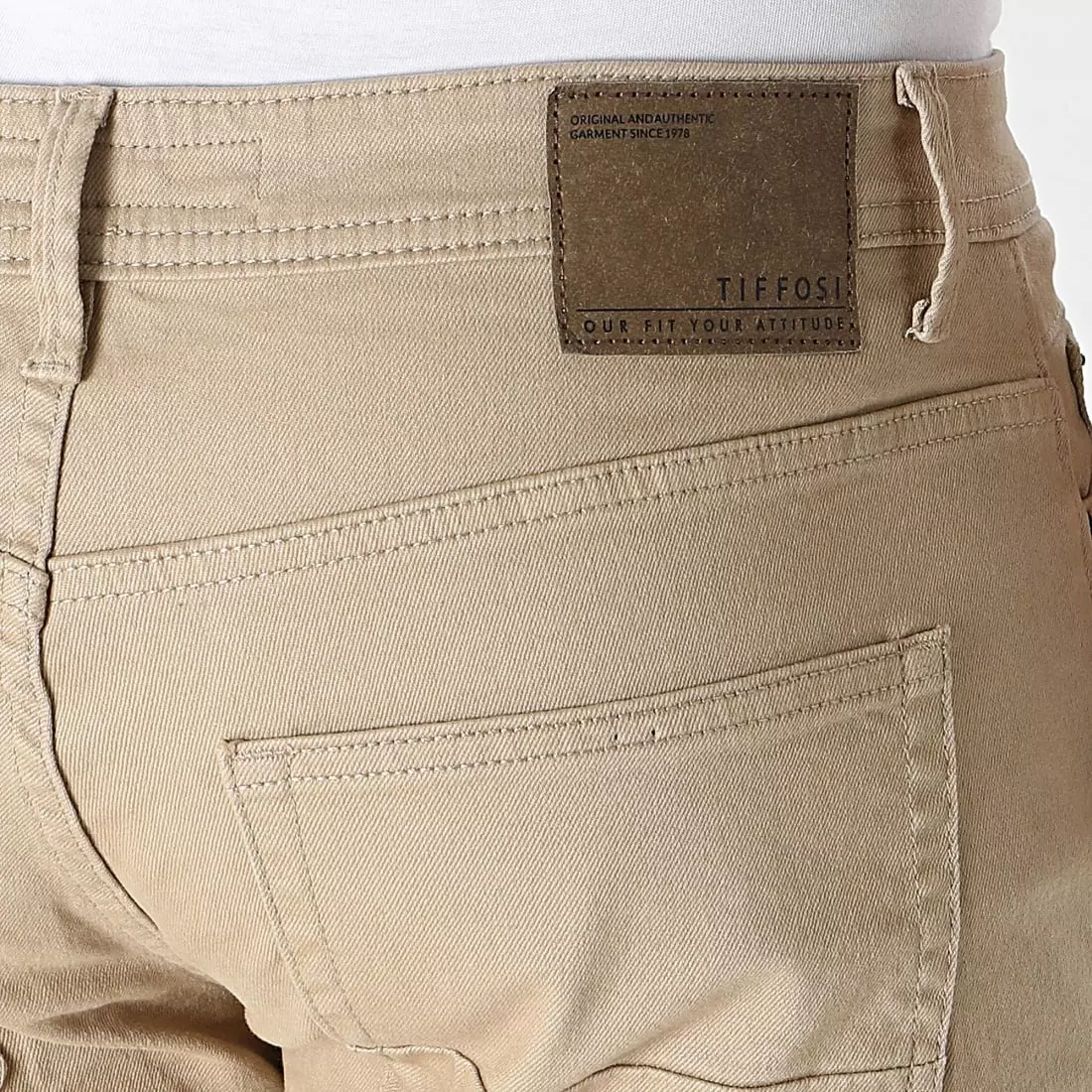 tiffosi_386678_10052691_145_2