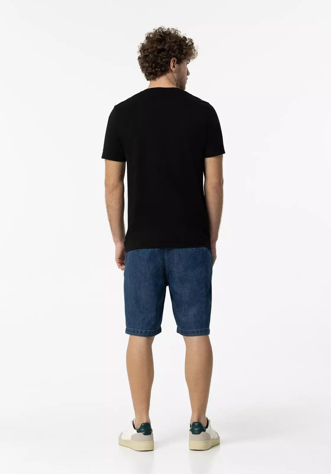 10054621M10_3_2024040410