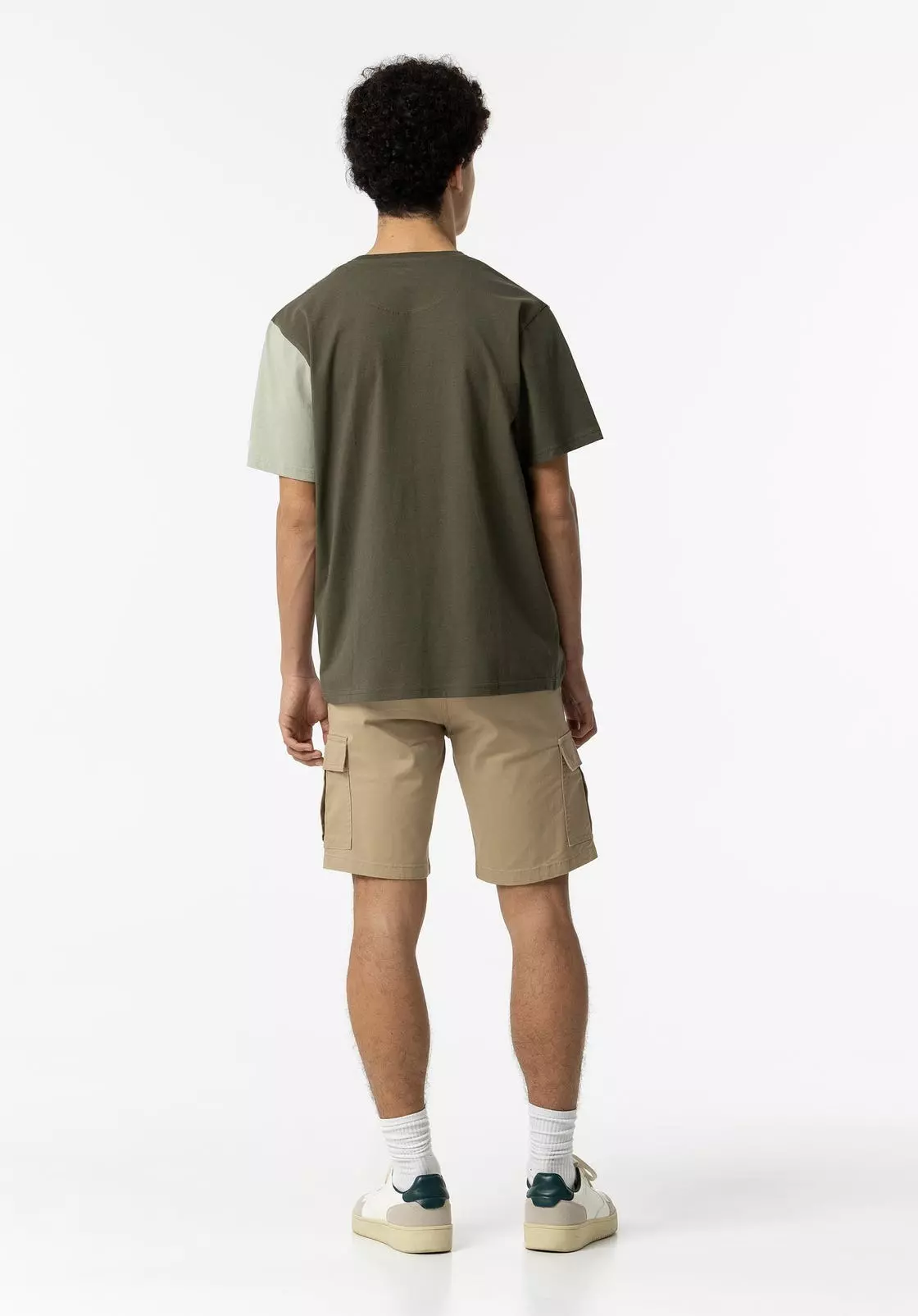 10054669 145 2 10054669 145 2