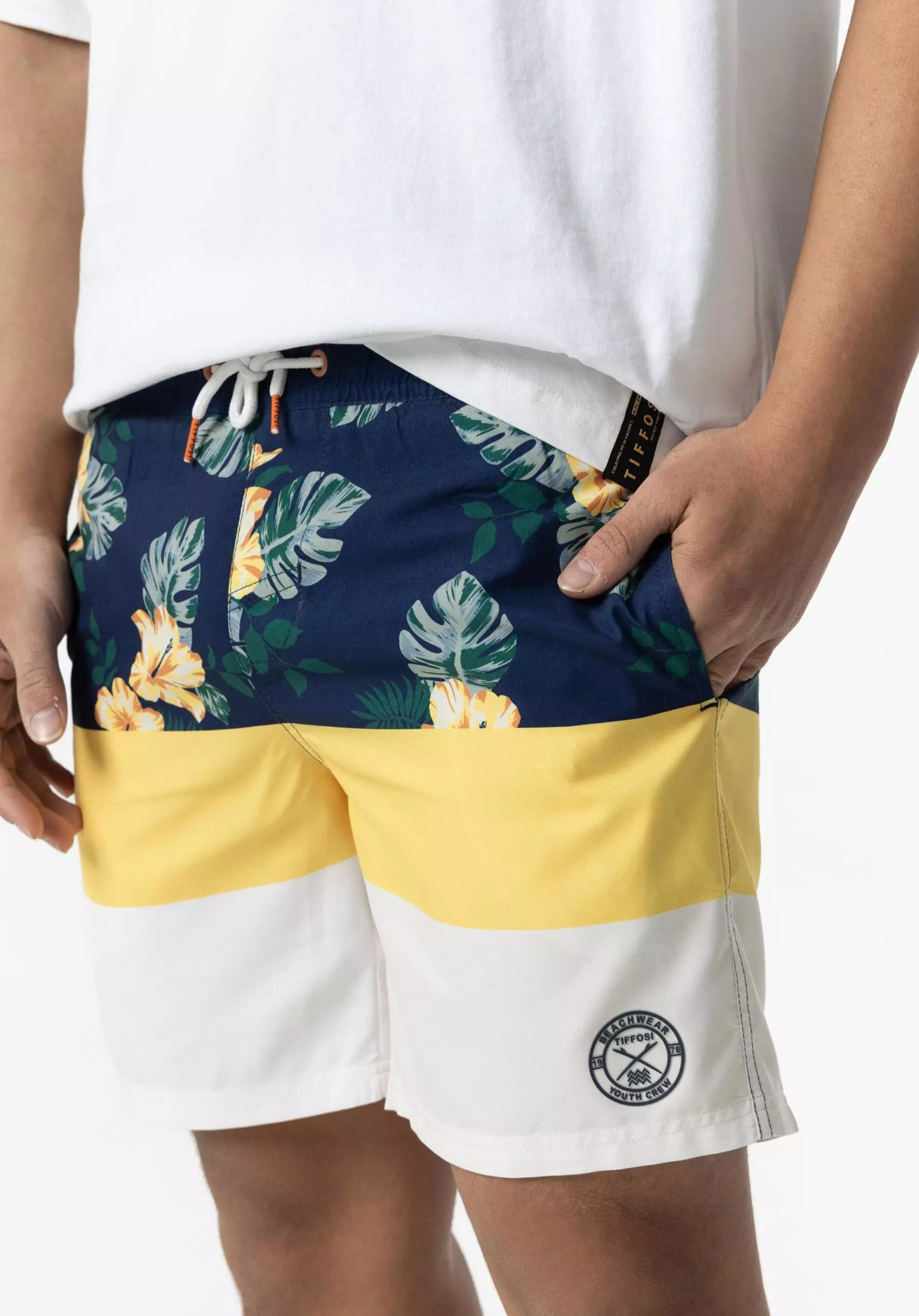 10055100779_4_2024040208-scaled